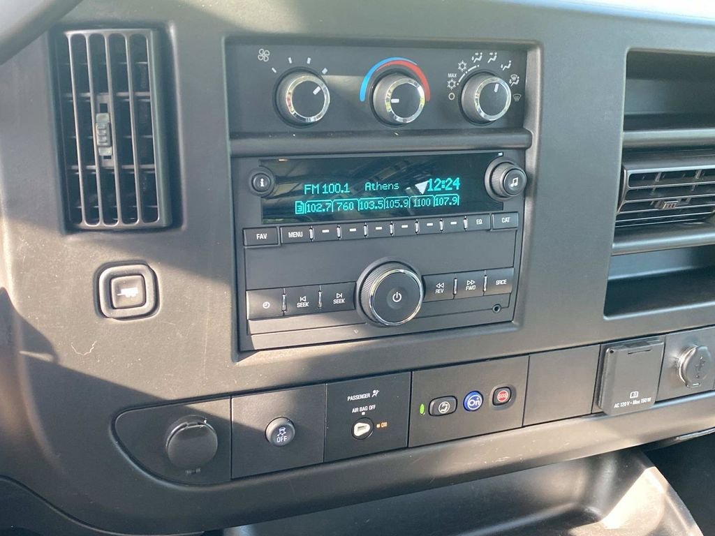 Used 2021 Chevrolet Express 2500 w/ Driver Convenience Package RWD image 26