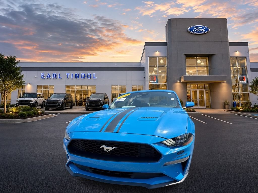 Certified 2022 Ford Mustang Premium w/ Ford Safe & Smart Package RWD image 4