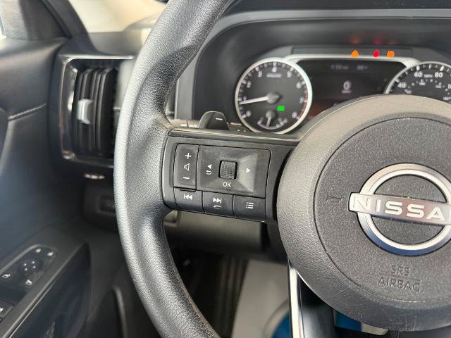 Used 2023 Nissan Pathfinder S FWD image 14