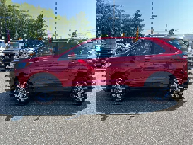 Certified 2022 Ford Edge SEL w/ Convenience Package image 2