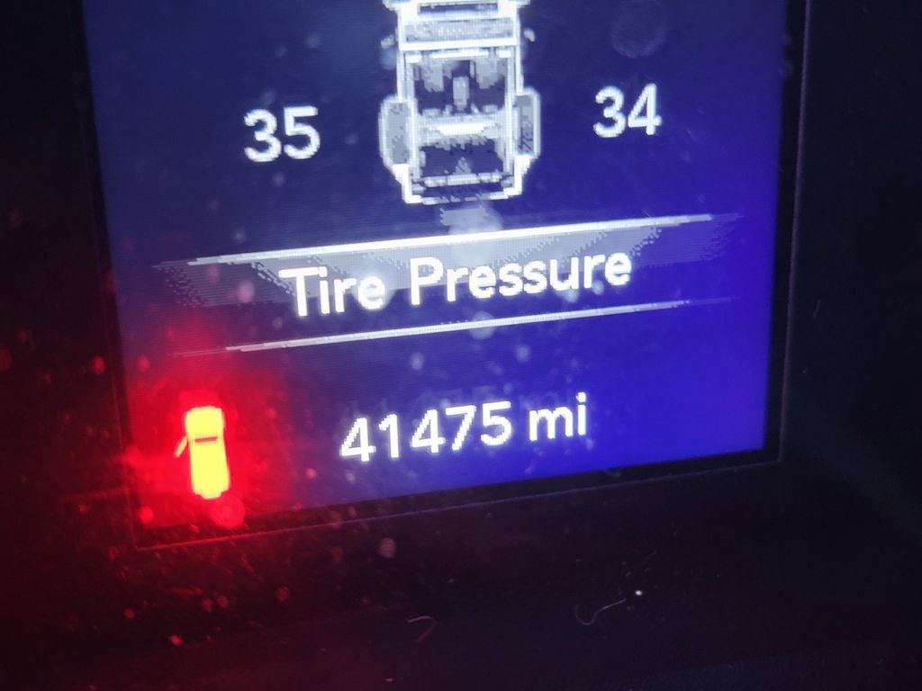 Used 2020 Jeep Wrangler Unlimited Sport image 23