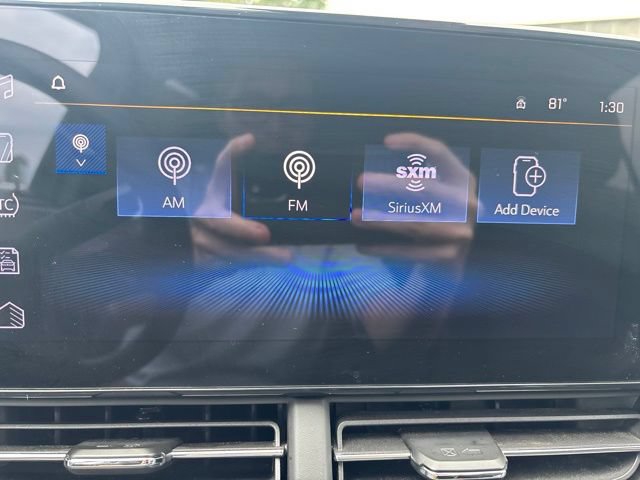 Used 2025 Chevrolet Trax LT FWD image 24