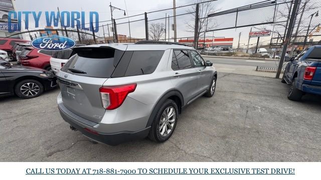 Certified 2021 Ford Explorer XLT w/ Equipment Group 202A image 4