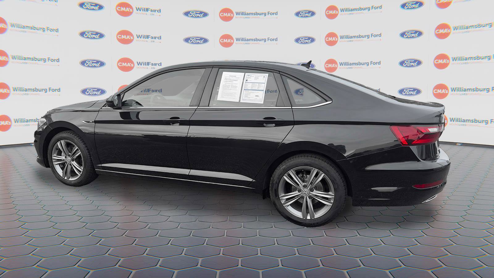Used 2021 Volkswagen Jetta R-Line image 2
