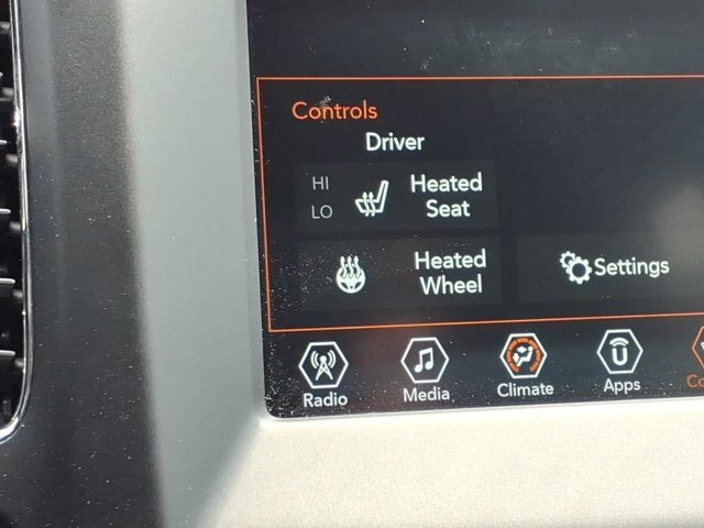 Used 2020 Jeep Compass Latitude w/ Cold Weather Group FWD image 11