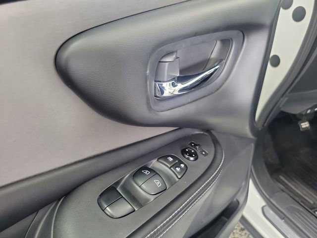 Used 2022 Nissan Murano SV image 7