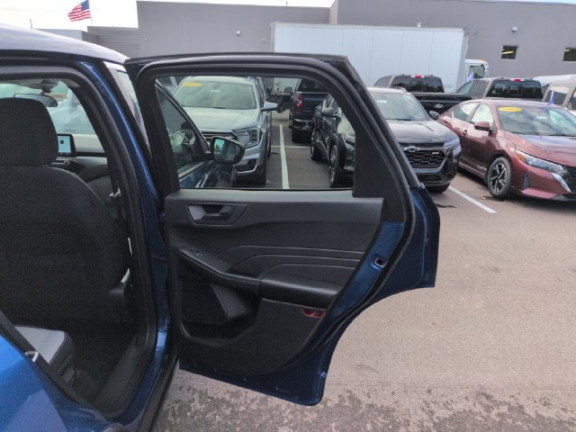 Certified 2023 Ford Escape Active AWD/4WD image 16