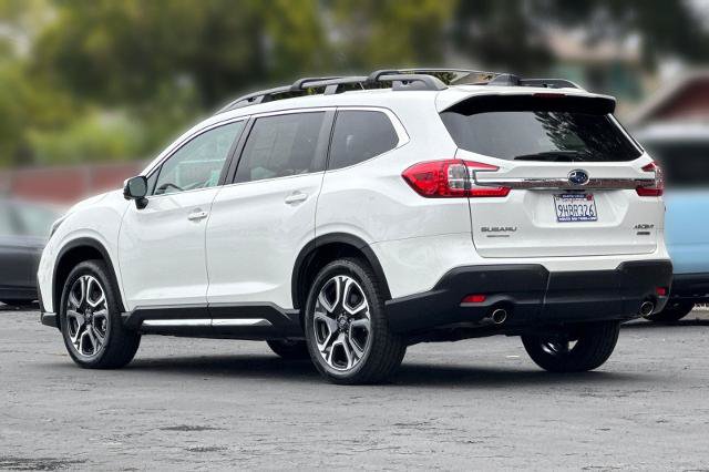 Used 2023 Subaru Ascent Limited w/ Technology Package AWD/4WD image 32