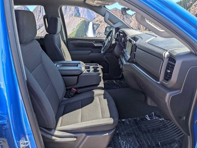 Used 2025 Chevrolet Silverado 1500 LT AWD/4WD image 17