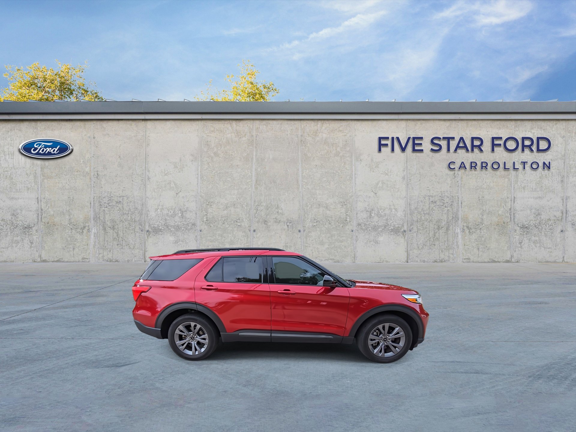 Certified 2022 Ford Explorer XLT w/ Equipment Group 202A image 9