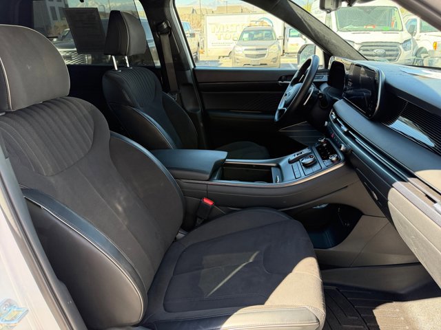 Used 2024 Hyundai Palisade Calligraphy image 19