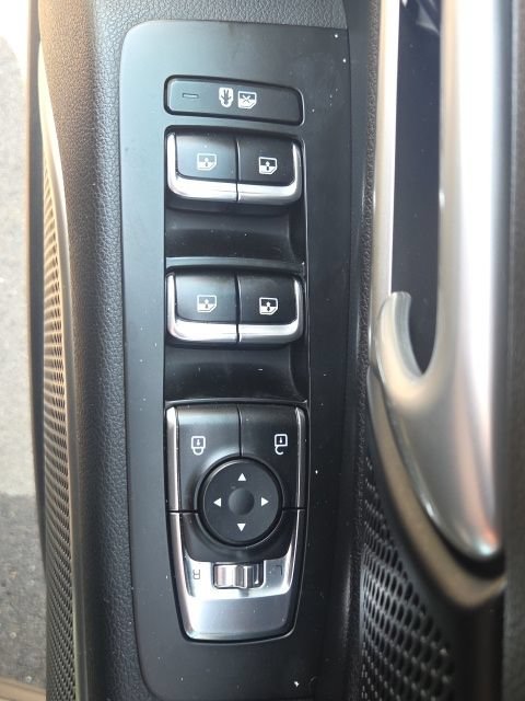 Used 2022 Kia Telluride S AWD/4WD image 24