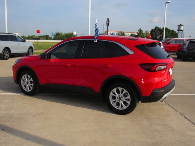 Certified 2024 Ford Escape Active FWD image 5
