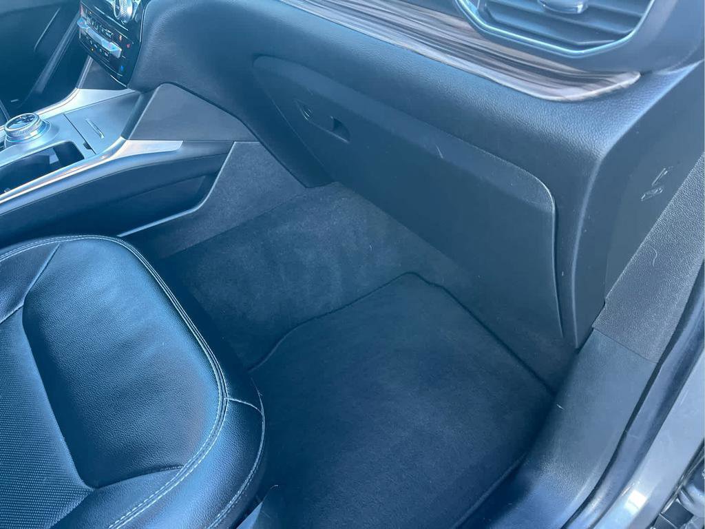 Certified 2021 Ford Explorer Limited w/ Equipment Group 301A image 15