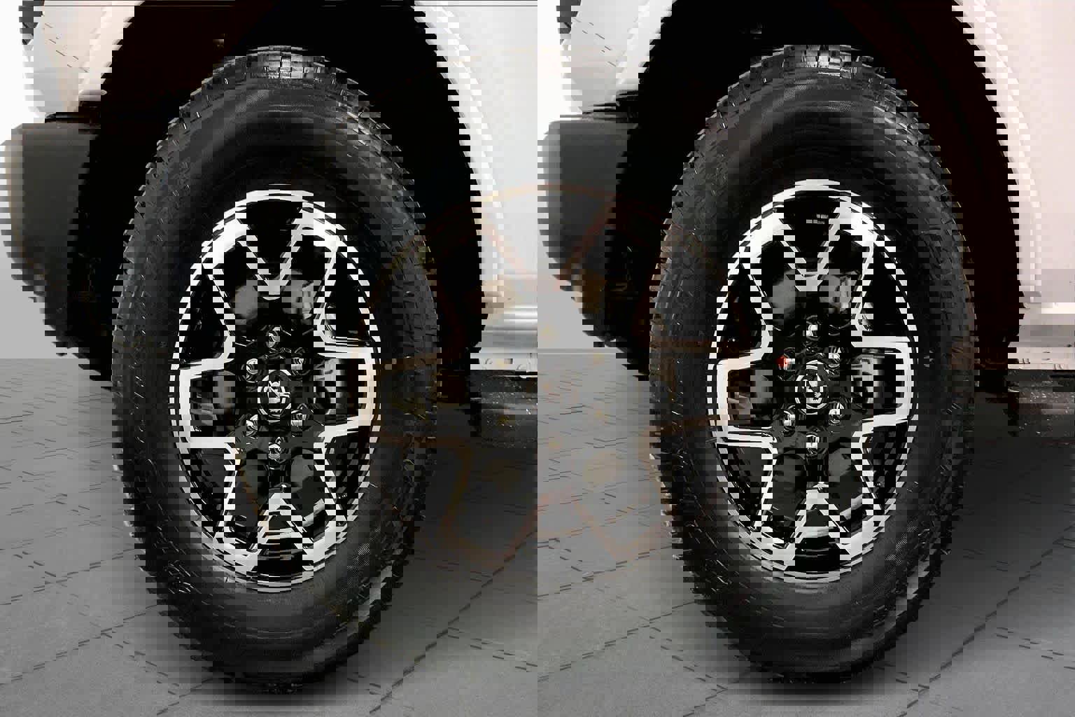 Certified 2024 Ford Bronco Outer Banks image 9