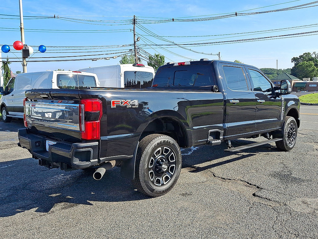 Certified 2023 Ford F350 Platinum w/ FX4 Off-Road Package AWD/4WD image 31