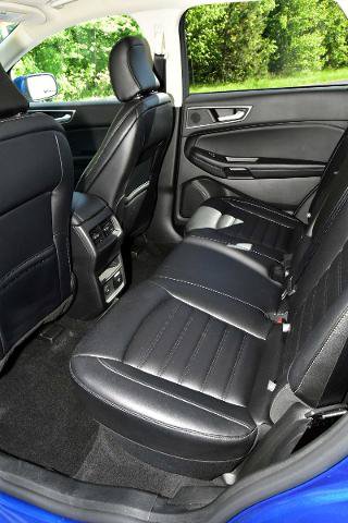 Certified 2023 Ford Edge SEL w/ Convenience Package AWD/4WD image 29