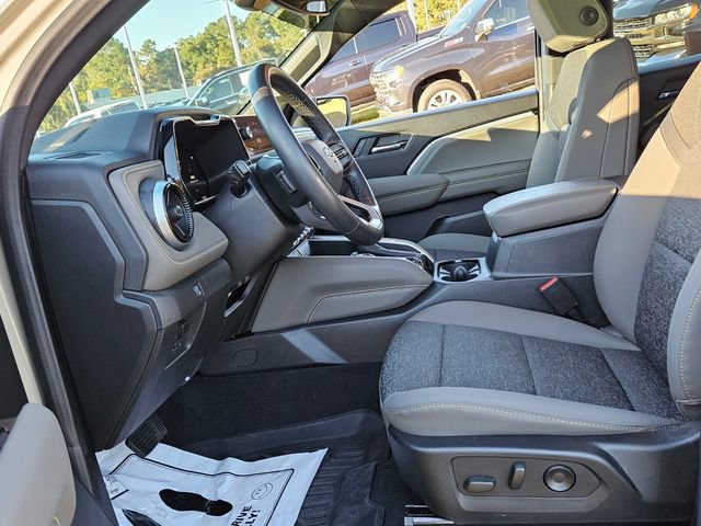 Used 2024 Chevrolet Colorado ZR2 w/ Technology Package image 11