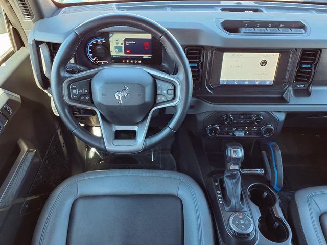 Certified 2022 Ford Bronco Black Diamond w/ Sasquatch Package AWD/4WD image 6