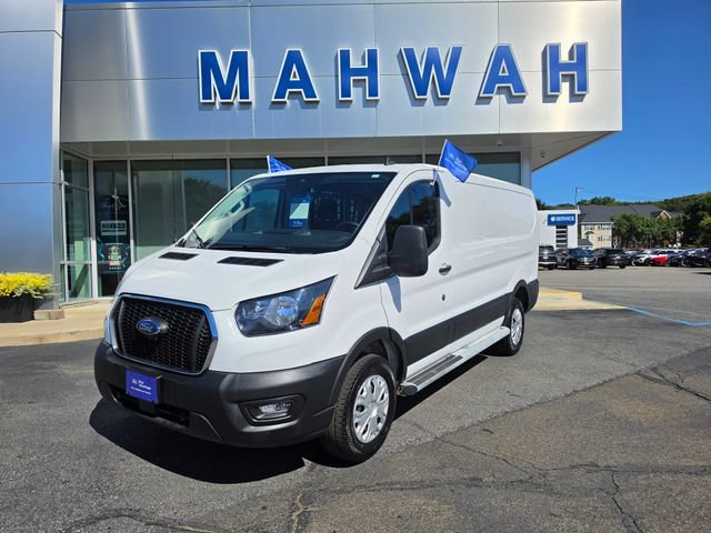 Certified 2025 Ford Transit 250 Low Roof w/ Exterior Upgrade Package RWD image 30