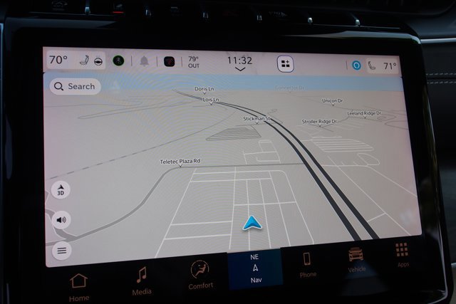 Used 2024 Jeep Grand Cherokee L Limited w/ Black Appearance Package image 30