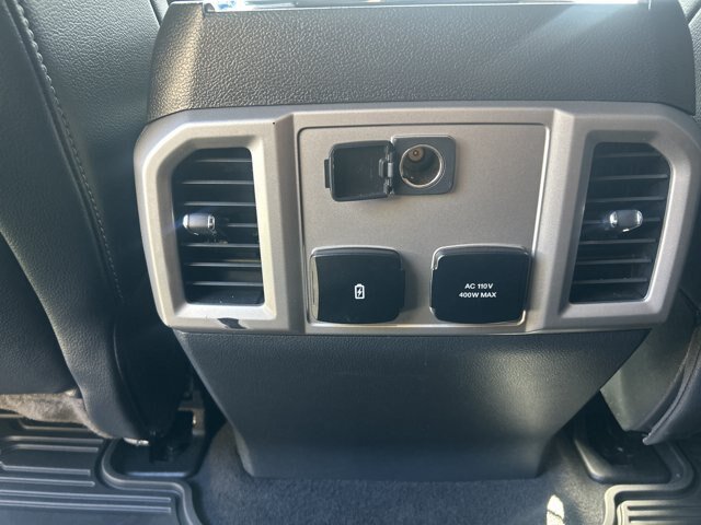 Certified 2022 Ford F350 Lariat w/ Lariat Ultimate Package AWD/4WD image 18