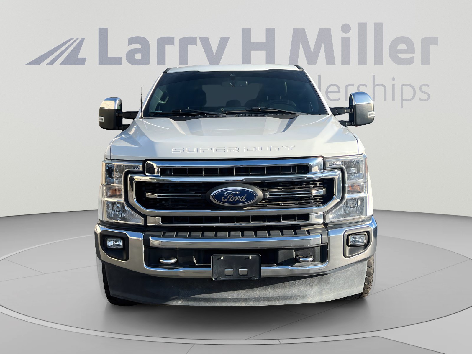 Certified 2022 Ford F350 Lariat w/ Chrome Package AWD/4WD image 8