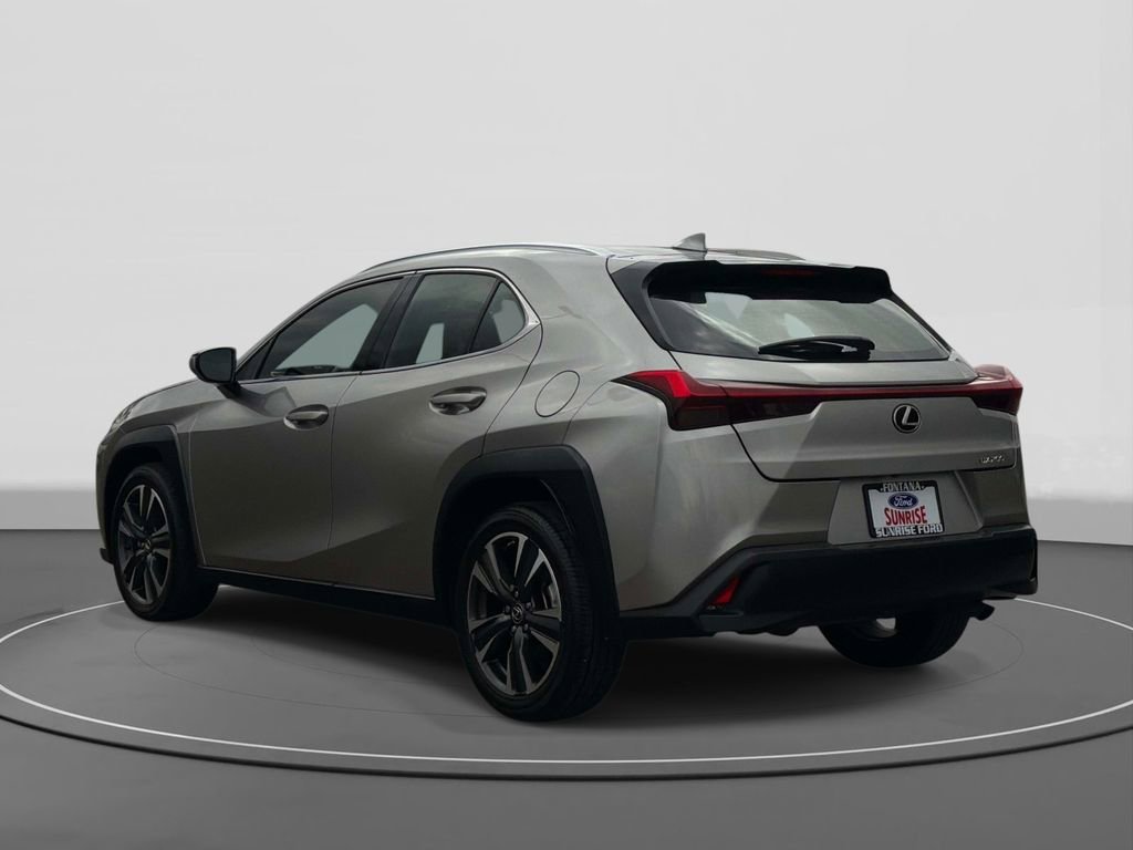 Used 2019 Lexus UX 200 w/ Premium Package FWD image 7