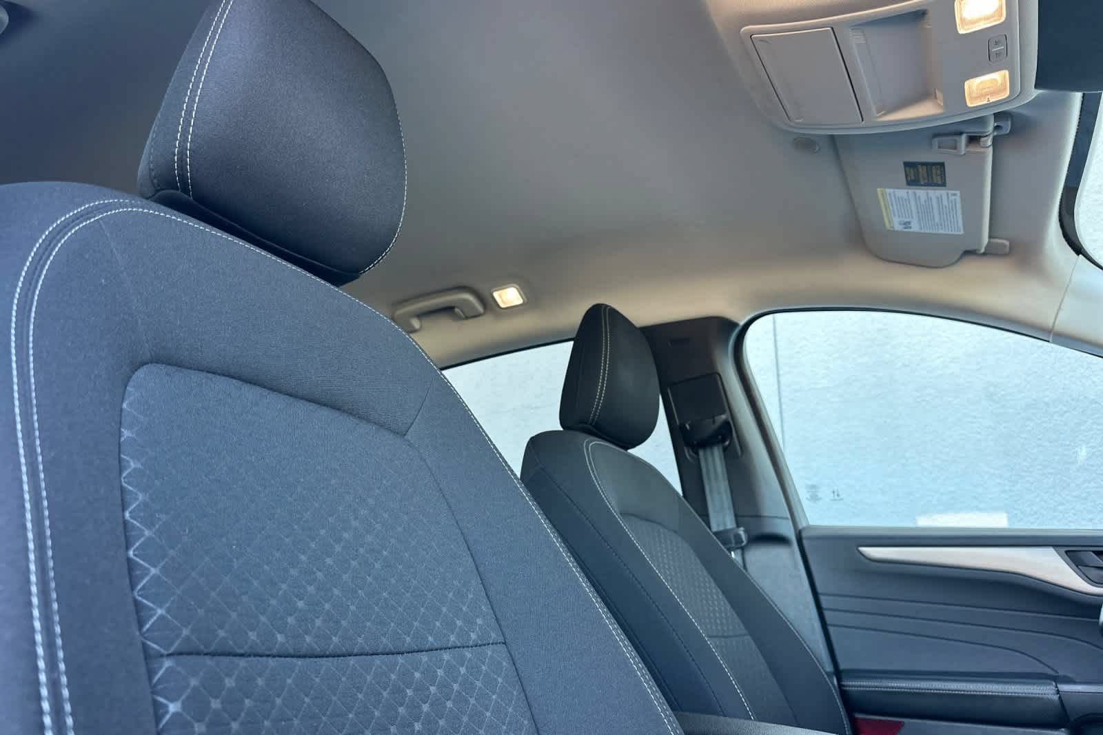 Certified 2024 Ford Escape Active FWD image 18