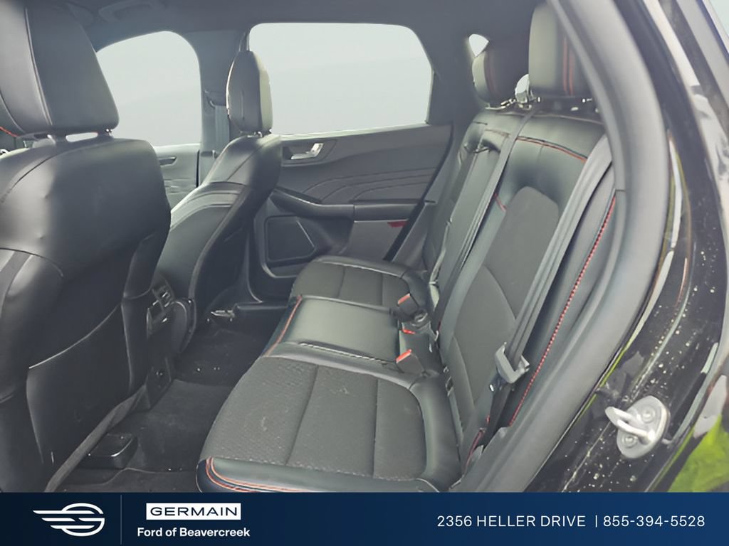 Certified 2025 Ford Escape ST-Line AWD/4WD image 13