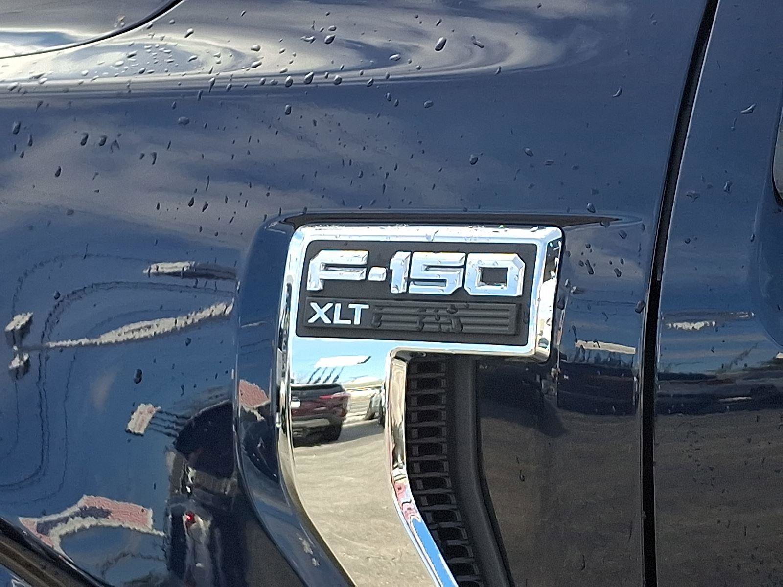 Certified 2022 Ford F150 XLT w/ Equipment Group 302A High image 32