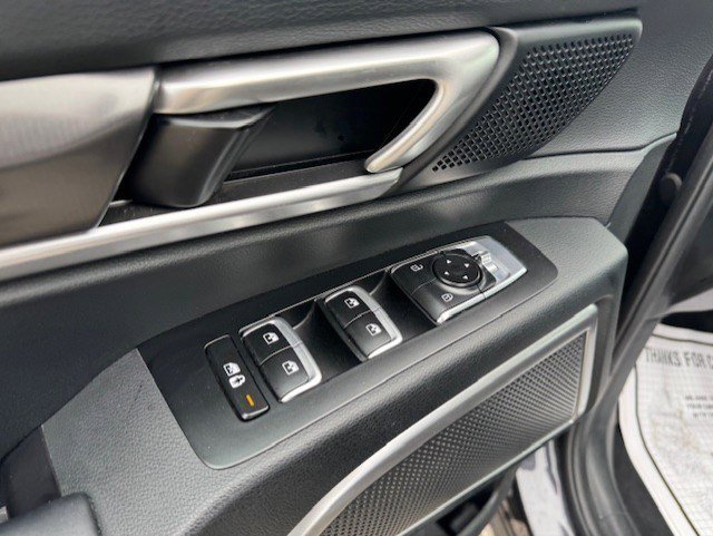 Used 2025 Kia Telluride S AWD/4WD image 12