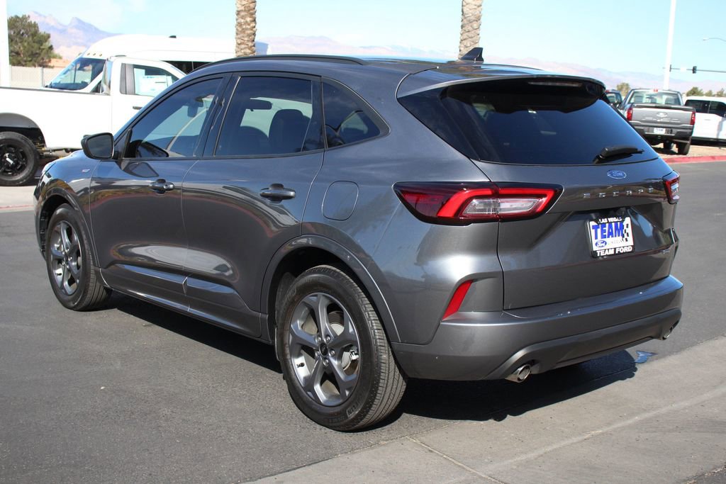 Certified 2023 Ford Escape ST-Line w/ Equipment Group 301A FWD image 5