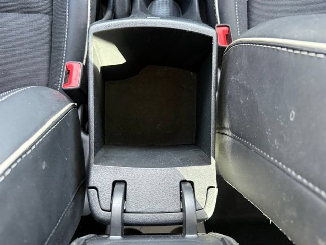 Used 2024 Hyundai Venue Limited FWD image 29