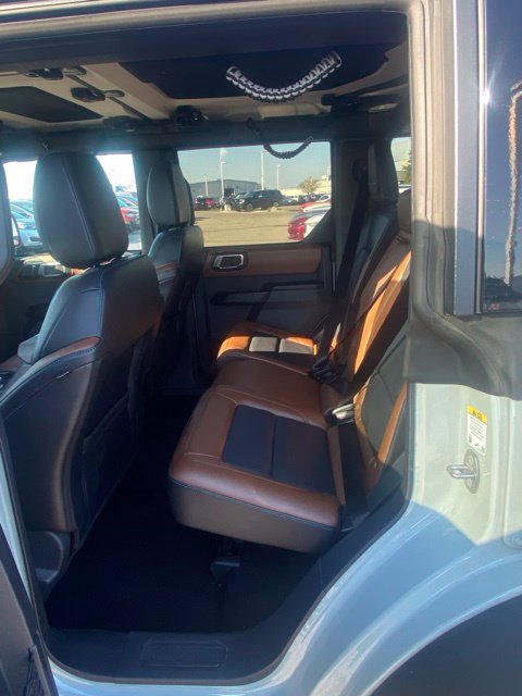 Certified 2024 Ford Bronco Outer Banks w/ Sasquatch Package AWD/4WD image 10