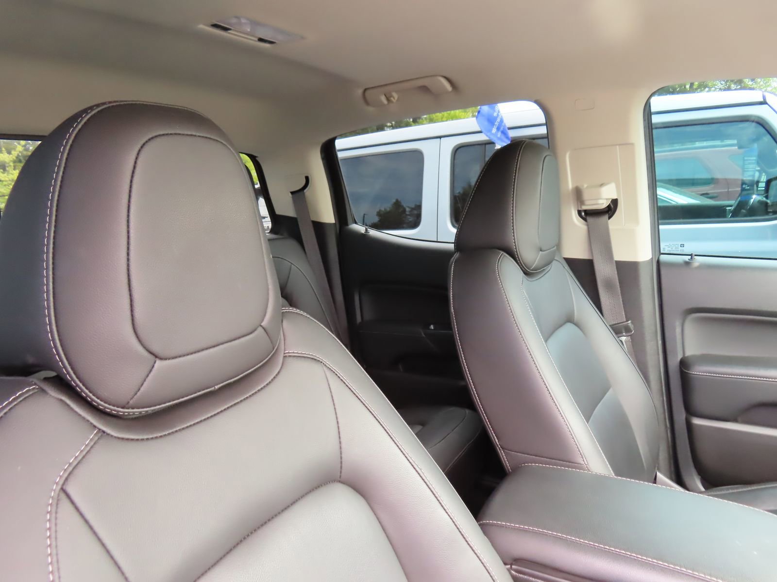 Used 2022 GMC Canyon Elevation w/ Elevation Premium Package AWD/4WD image 30