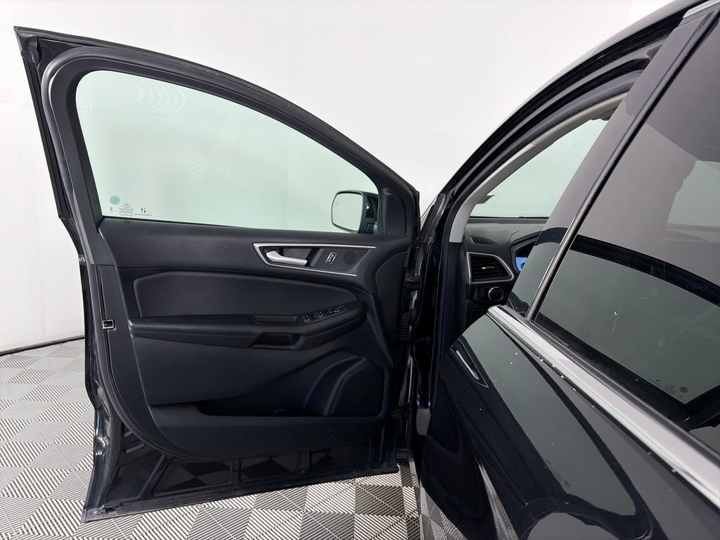 Certified 2024 Ford Edge SEL AWD/4WD image 10