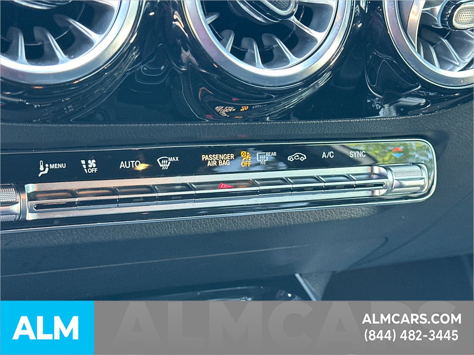 Used 2025 Mercedes-Benz GLA 250 image 33