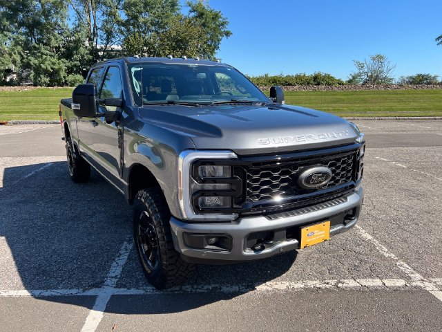 Certified 2025 Ford F250 Lariat w/ Lariat Ultimate Package AWD/4WD image 2