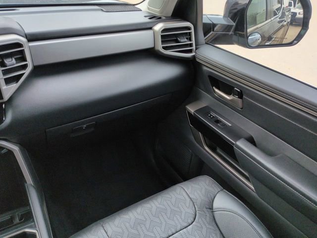 Used 2024 Toyota Tundra Limited image 21