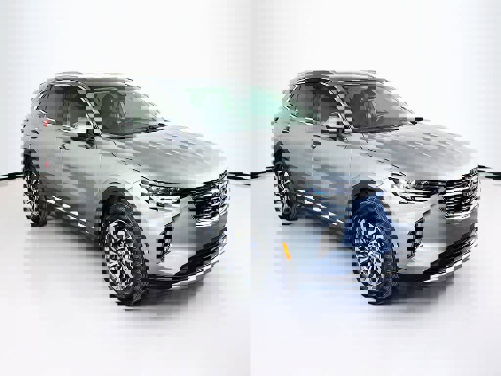 Used 2023 Buick Envision Essence image 24