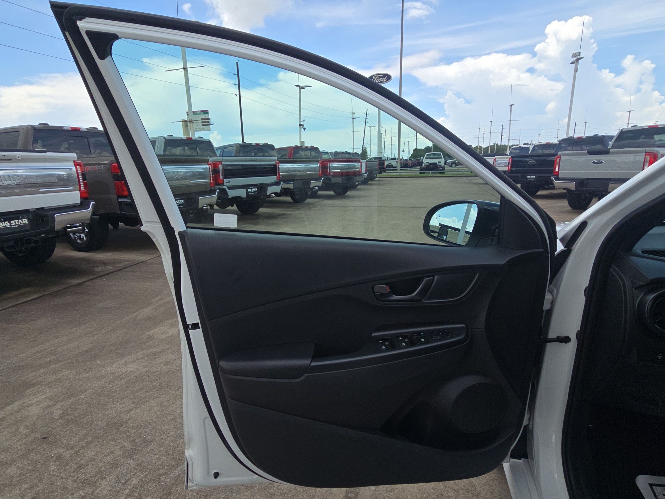 Used 2023 Hyundai Kona N Line FWD image 14