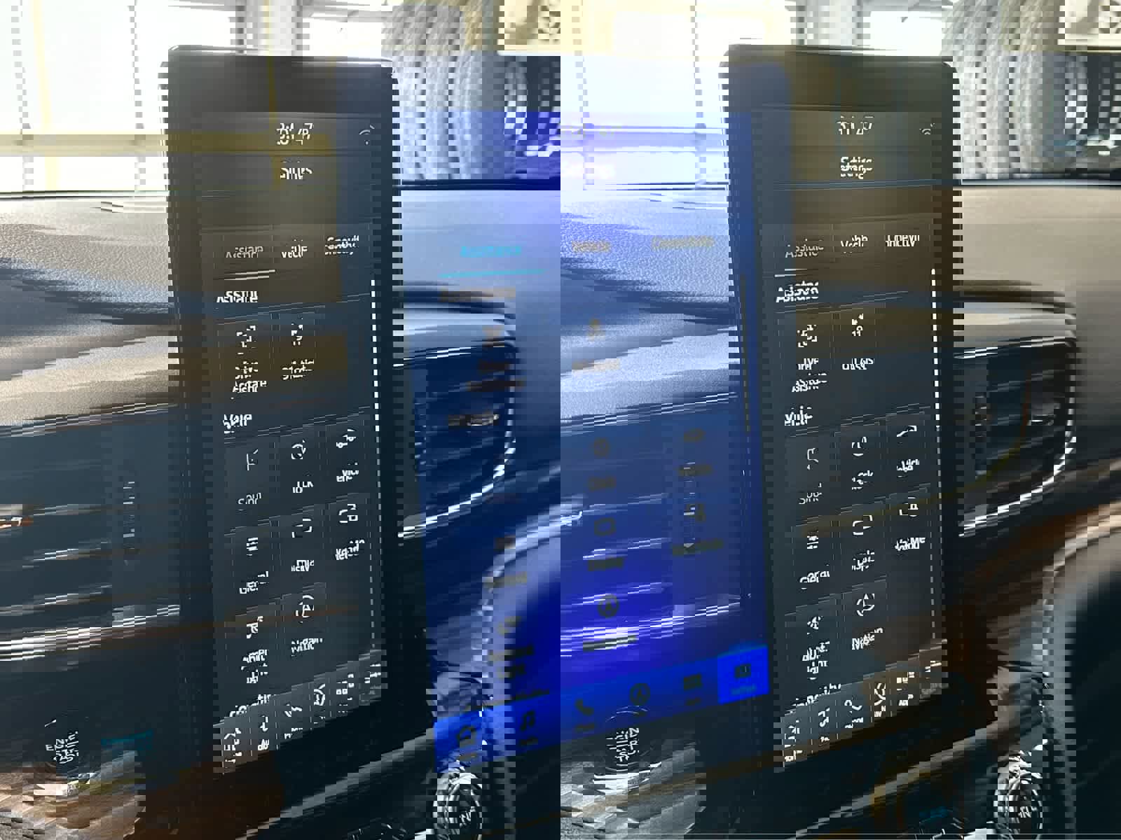 Certified 2023 Ford Explorer Limited w/ Limited Technology Package image 33