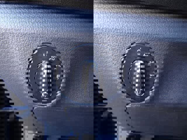 Used 2024 Volkswagen Jetta SE image 17