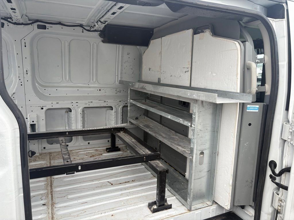 Certified 2019 Ford Transit 150 130 Low Roof image 27