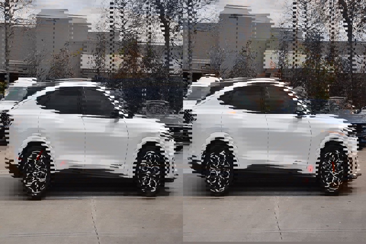 Certified 2023 Ford Mustang Mach-E GT image 10