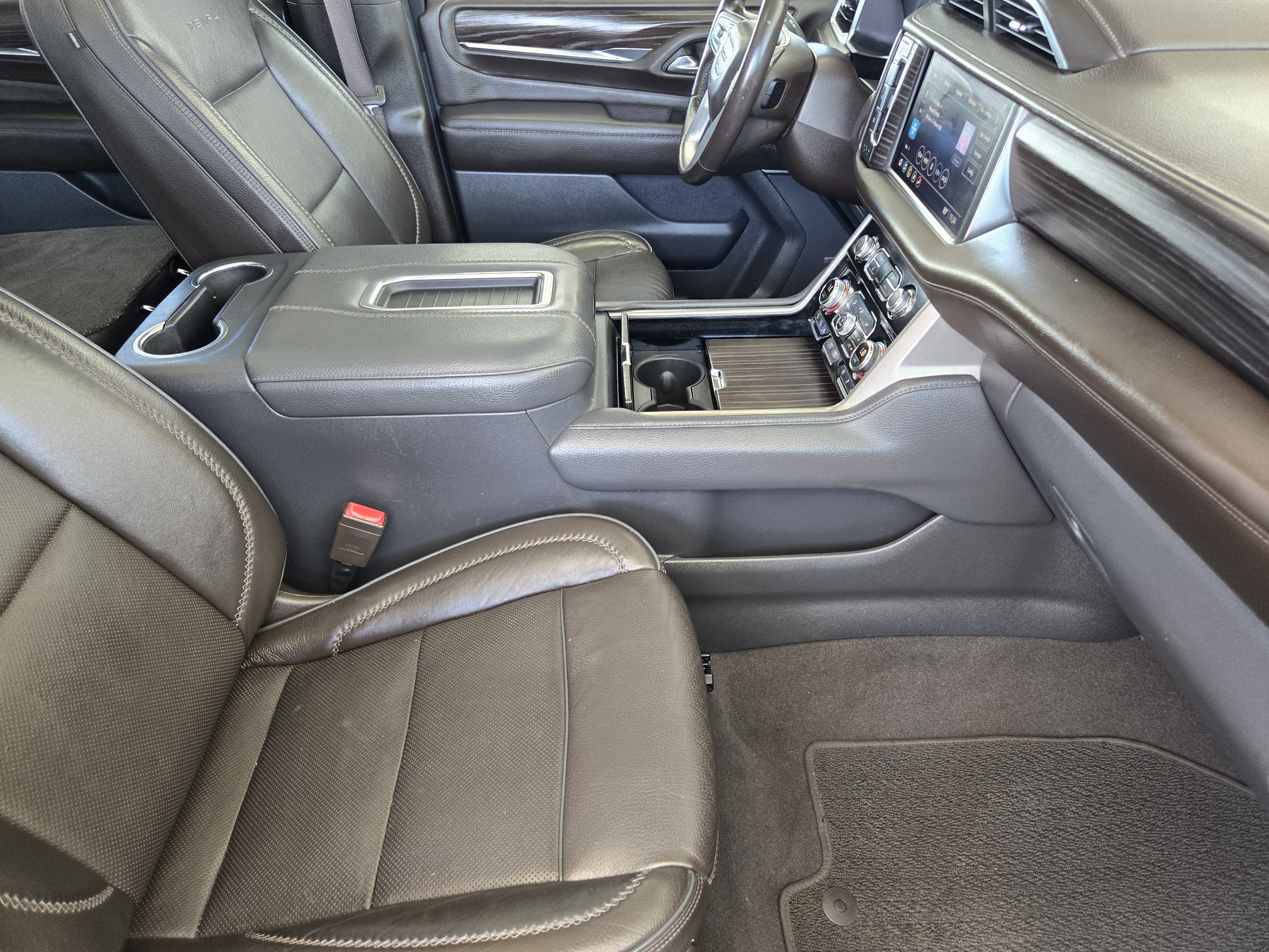 Used 2021 GMC Yukon Denali w/ Advanced Technology Package RWD image 10