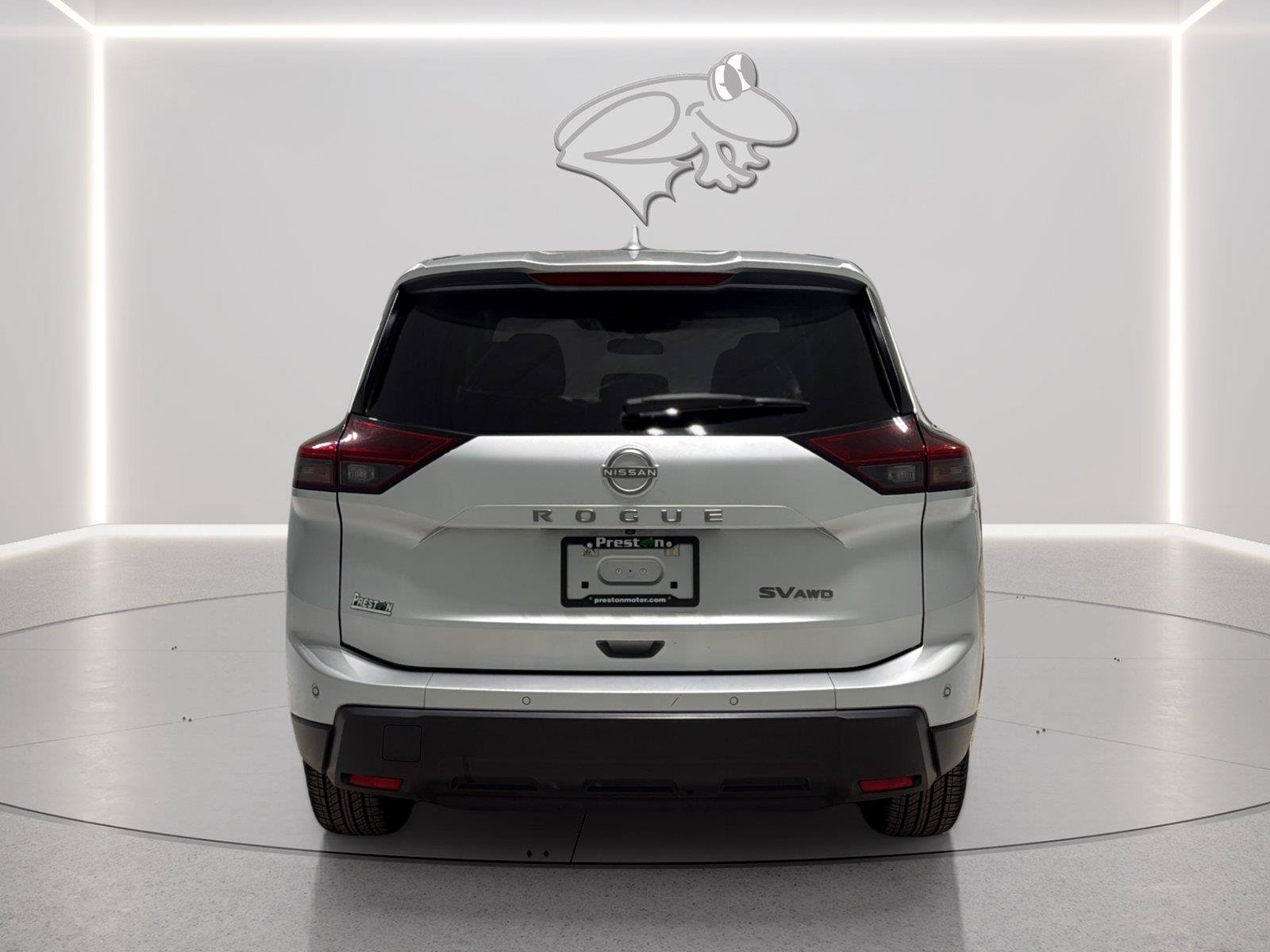 Used 2024 Nissan Rogue SV AWD/4WD image 4