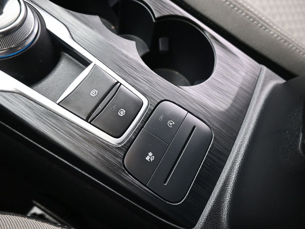 Certified 2022 Ford Escape SE w/ Convenience Package image 41