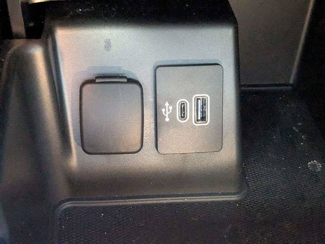Certified 2025 Ford Explorer ST RWD image 25
